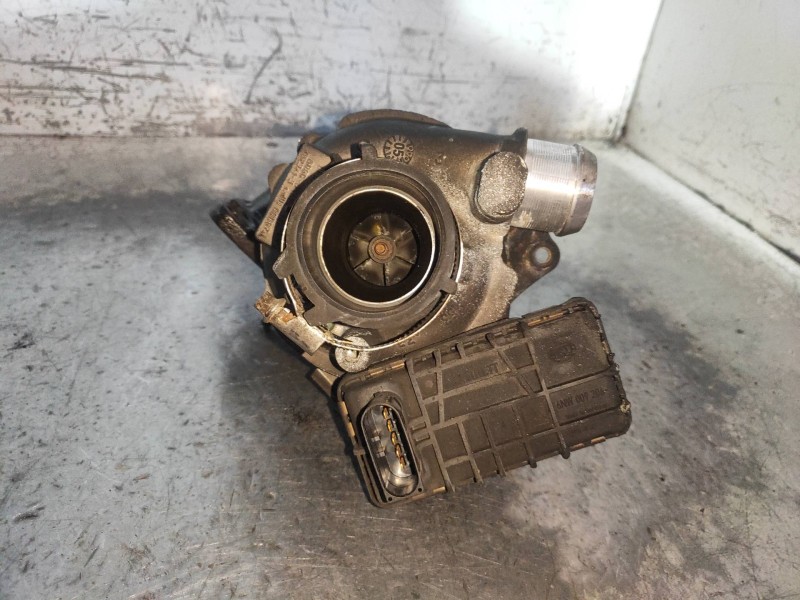 Recambio de turbocompresor para jaguar xj 2.7 d xj6 executive referencia OEM IAM 7523436 6R8Q6K682AC 