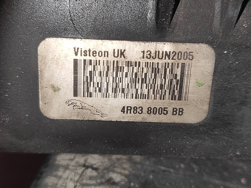 Recambio de radiador agua para jaguar xj 2.7 d xj6 executive referencia OEM IAM 4R838005BB  
