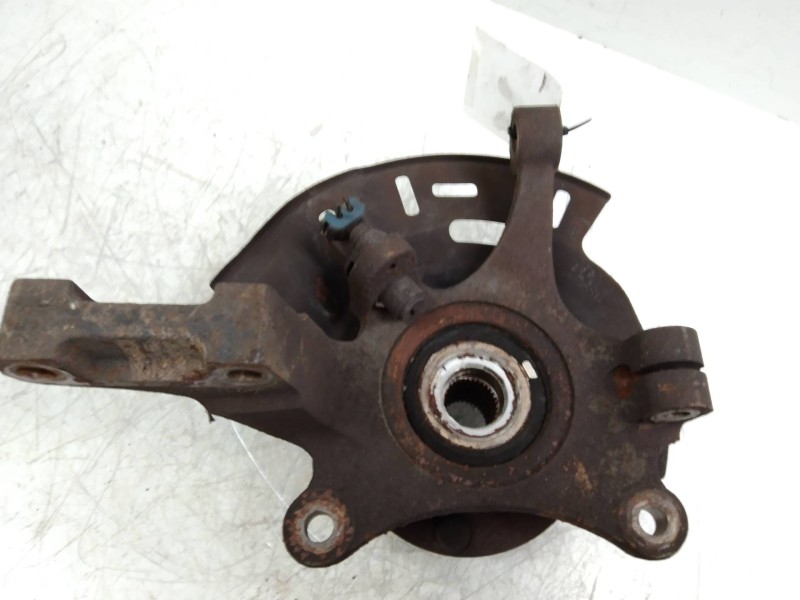 Recambio de mangueta delantera derecha para daewoo tacuma 1.6 cat referencia OEM IAM   