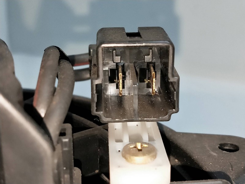 Recambio de motor calefaccion para mazda 626 berlina (gf) 2.0 limited referencia OEM IAM HB111BJ0EB051L3 8940000083 