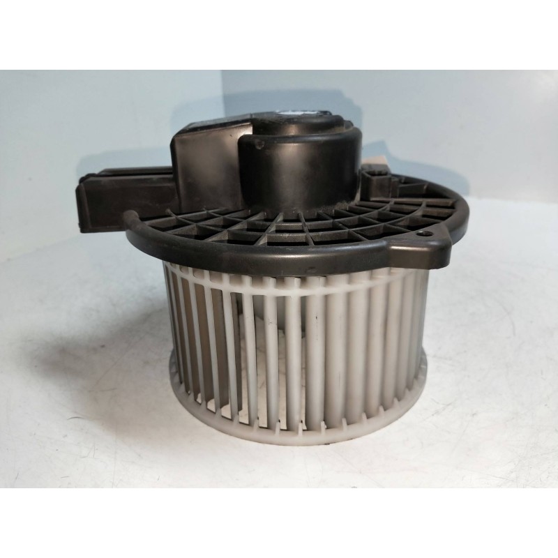 Recambio de motor calefaccion para mazda 2 lim. (de) 1.6 crtd active + (5-ptas.) (66kw) referencia OEM IAM HB111EG2102 872700069