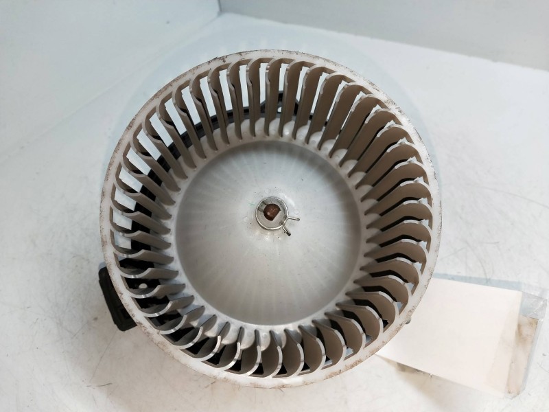 Recambio de motor calefaccion para mazda 2 lim. (de) 1.6 crtd active + (5-ptas.) (66kw) referencia OEM IAM HB111EG2102 872700069