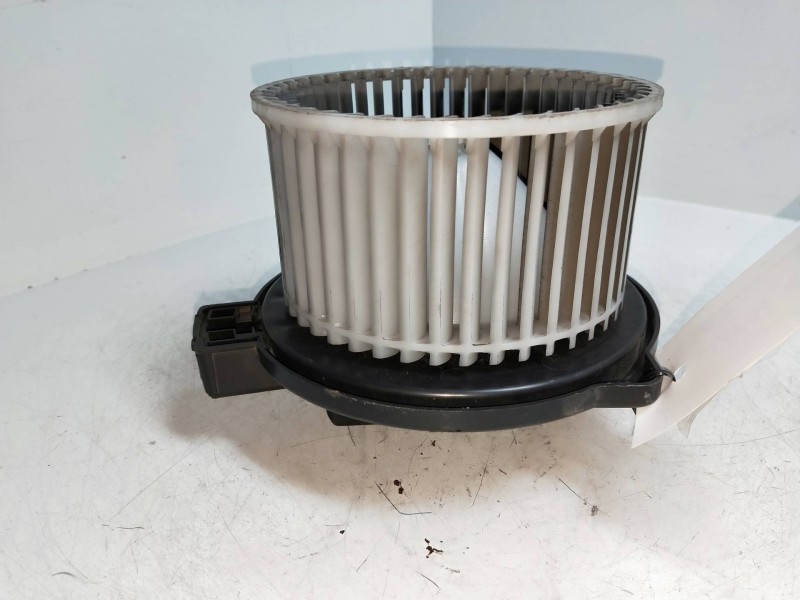 Recambio de motor calefaccion para mazda 2 lim. (de) 1.6 crtd active + (5-ptas.) (66kw) referencia OEM IAM HB111EG2102 872700069