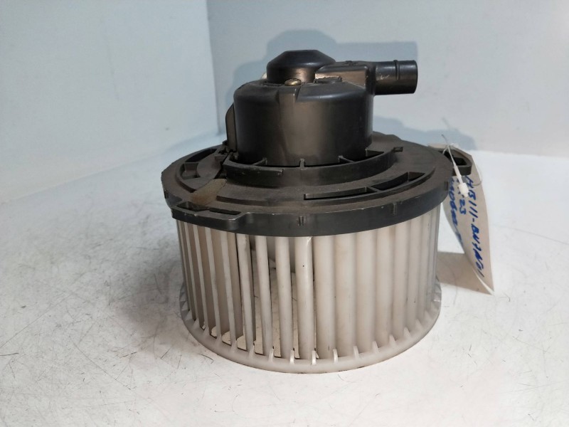 Recambio de motor calefaccion para mazda 3 berlina (bk) 1.6 cd diesel cat referencia OEM IAM HB111BN7N014K23 8940000270 
