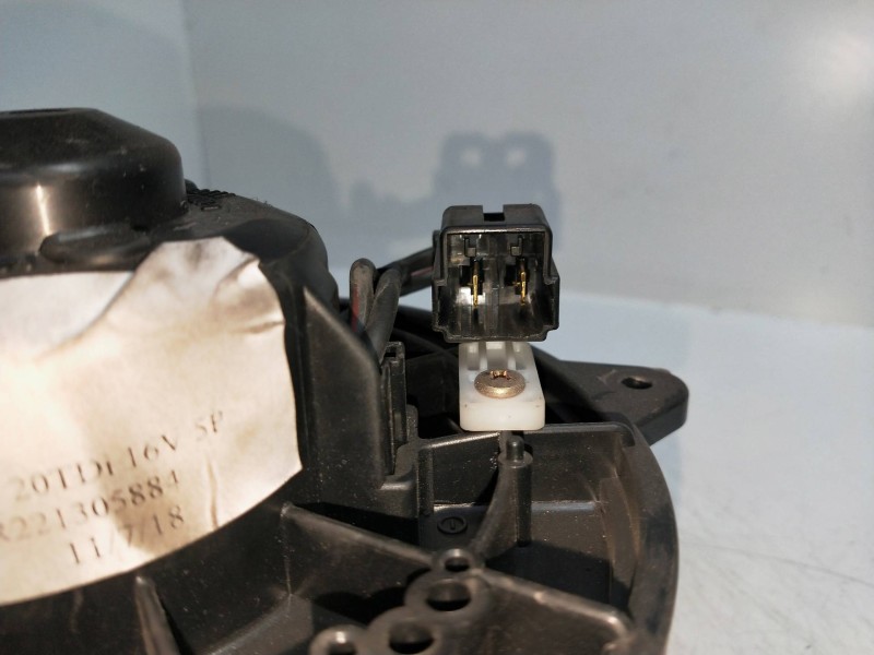 Recambio de motor calefaccion para mazda premacy (cp) 2.0 turbodiesel cat referencia OEM IAM HB111BJ0EB04116 8940000082 