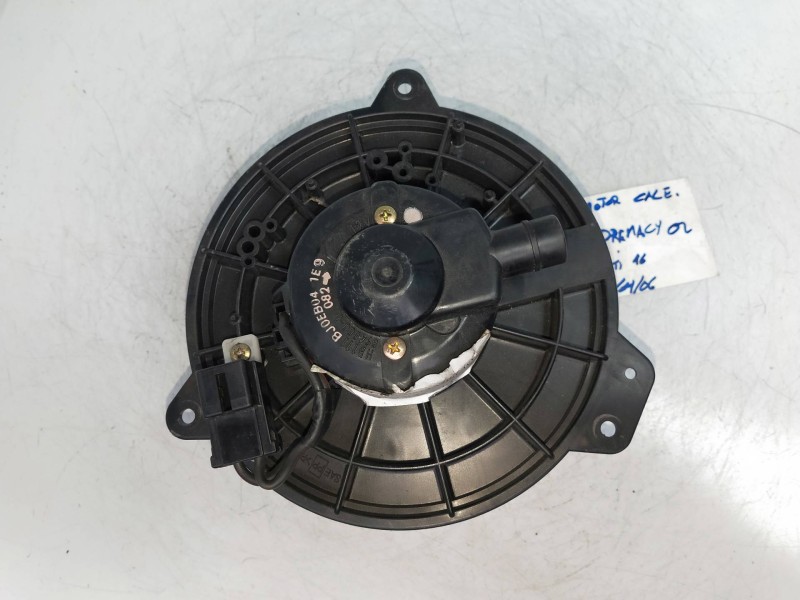 Recambio de motor calefaccion para mazda premacy (cp) 2.0 turbodiesel cat referencia OEM IAM HB111BJ0EB041E9 8940000082 