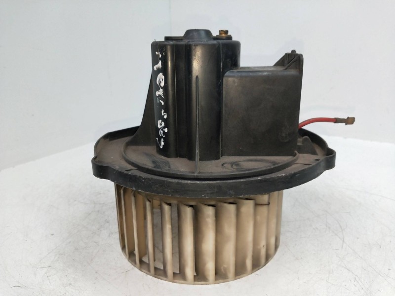 Recambio de motor calefaccion para mercedes clase e (w123) berlina+coupe referencia OEM IAM   