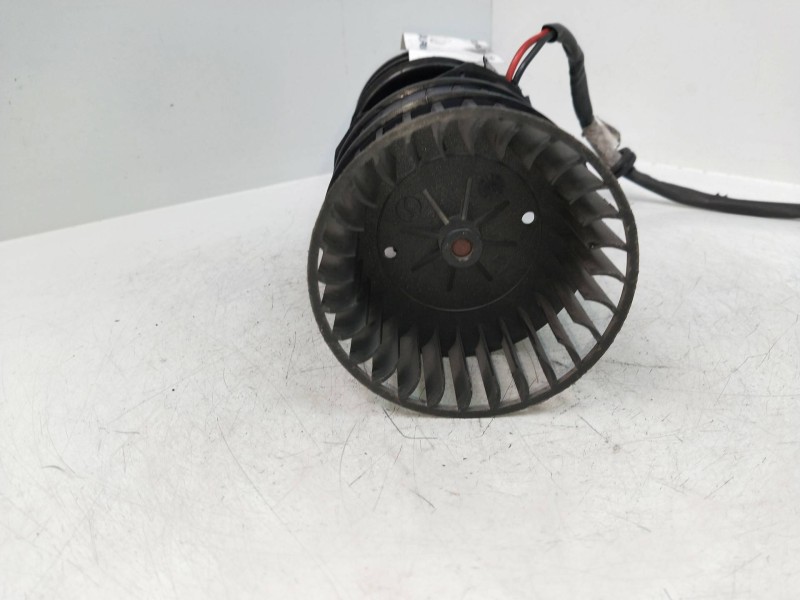 Recambio de motor calefaccion para mercedes clase e (w124) berlina referencia OEM IAM   