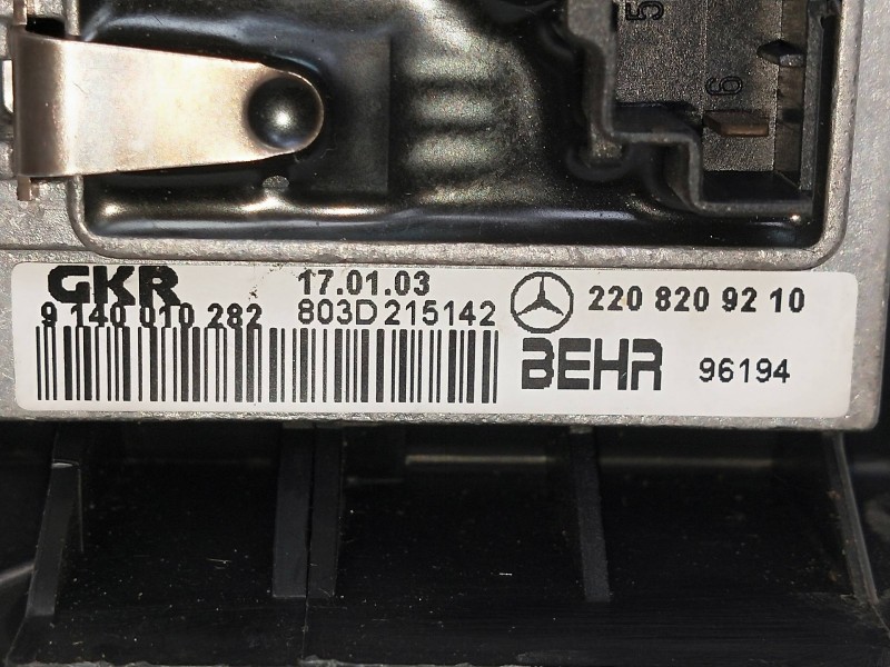 Recambio de motor calefaccion para mercedes clase clk (w209) coupe 2.7 cdi 20v cat referencia OEM IAM 803D215142 9140010282 