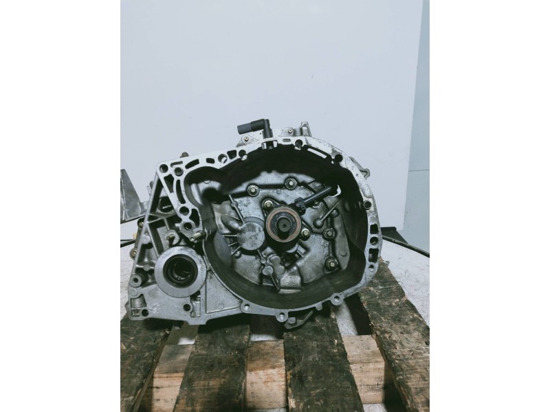 Recambio de caja cambios para renault megane ii berlina 3p luxe privilege referencia OEM IAM JH3105 S066313 