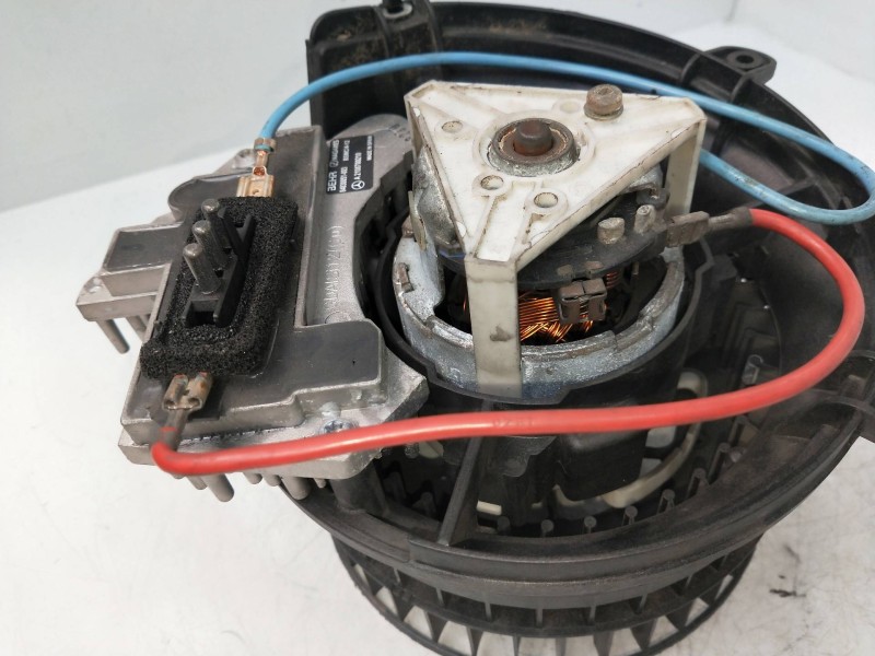 Recambio de motor calefaccion para mercedes clase clk (w208) coupe referencia OEM IAM 84030051003  