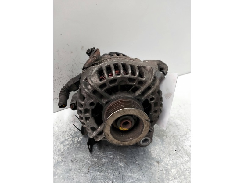 Recambio de alternador para toyota avensis wagon (t25) 2.0 16v cat referencia OEM IAM 0124325085 BOSCH 20VTI