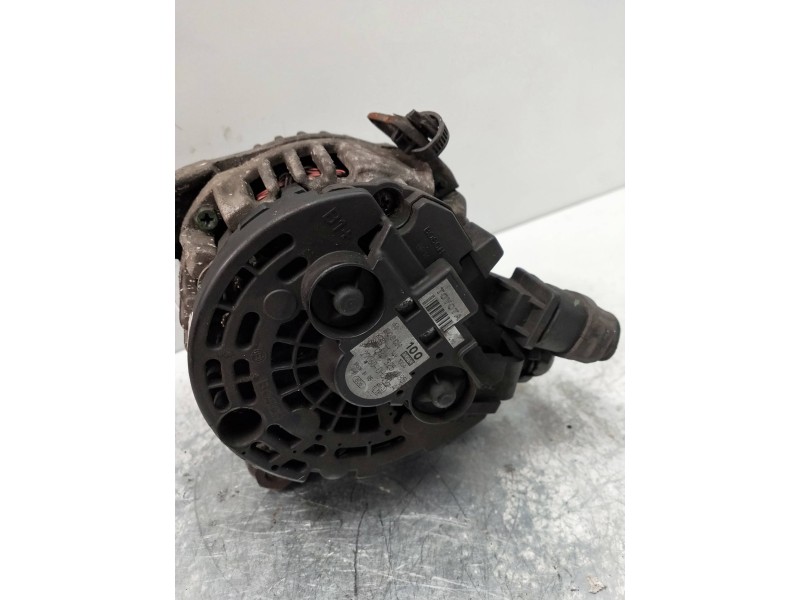 Recambio de alternador para toyota avensis wagon (t25) 2.0 16v cat referencia OEM IAM 0124325085 BOSCH 20VTI