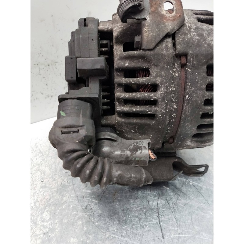 Recambio de alternador para toyota avensis wagon (t25) 2.0 16v cat referencia OEM IAM 0124325085 BOSCH 20VTI