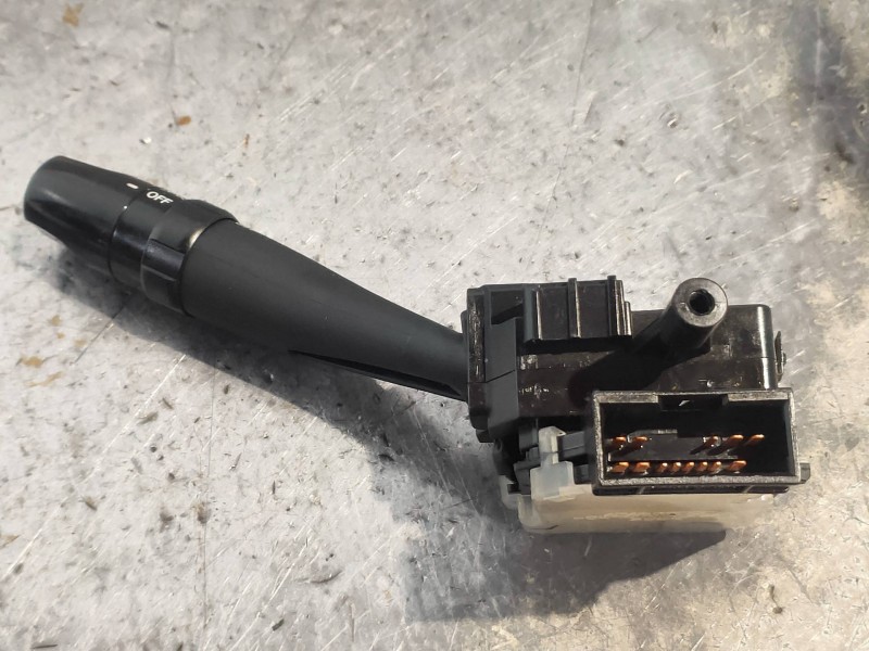 Recambio de mando luces para kia carens (un) active referencia OEM IAM 202004727  