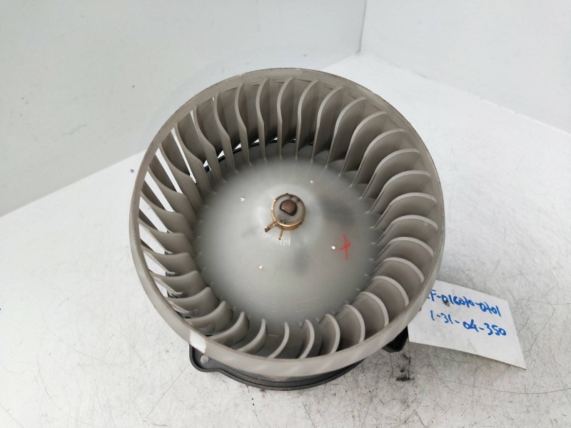 Recambio de motor calefaccion para mitsubishi colt berlina 5 (z30a) 1.5 di-d instyle (d) referencia OEM IAM MF0160700701  