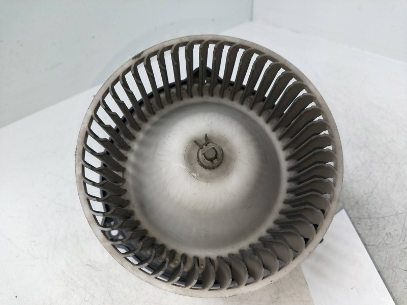 Recambio de motor calefaccion para mitsubishi galant berlina (ea0) 2400 gls referencia OEM IAM 19400010401U28  