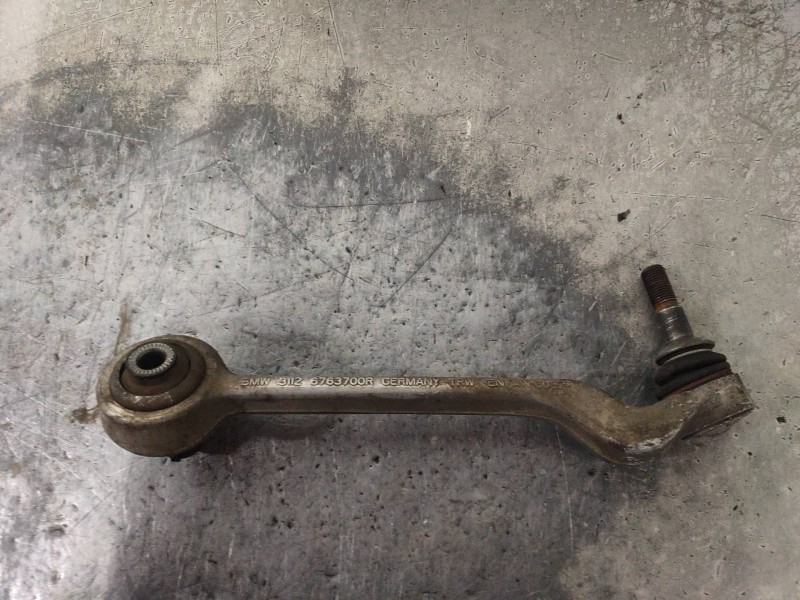 Recambio de brazo suspension superior delantero derecho para bmw serie 3 touring (e91) 320d referencia OEM IAM 31126763700R  