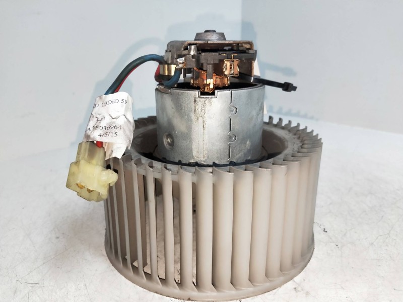 Recambio de motor calefaccion para mitsubishi space star (dg0) 1.9 di-d cat referencia OEM IAM   