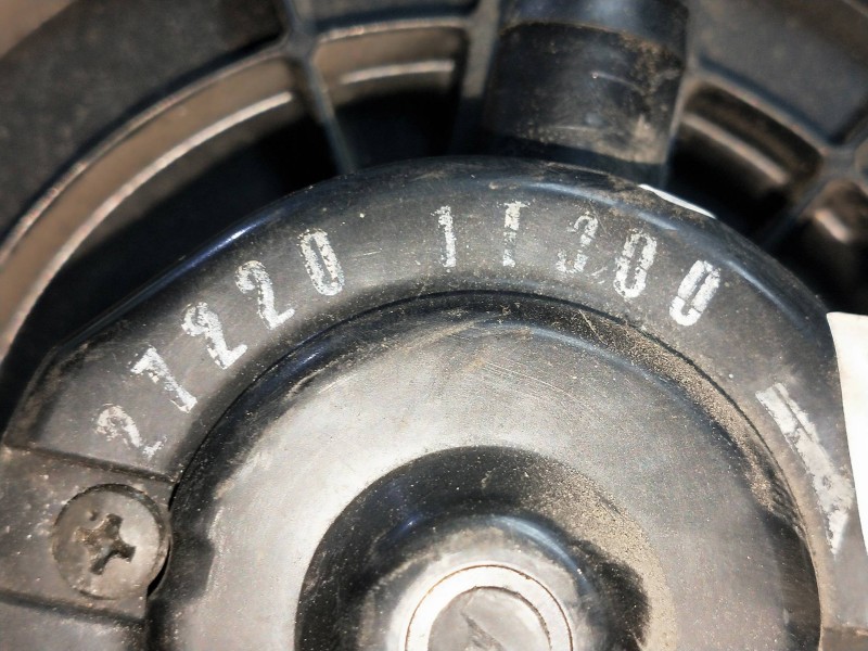 Recambio de motor calefaccion para nissan cabstar e 3.0 d referencia OEM IAM 2722011300  