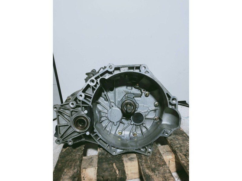Recambio de caja cambios para opel vectra c berlina comfort referencia OEM IAM F23 G0202330557 