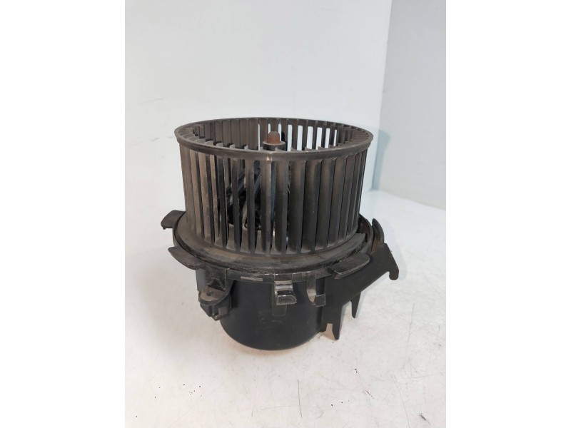 Recambio de motor calefaccion para nissan interstar (x70) referencia OEM IAM H6868  