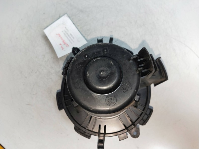 Recambio de motor calefaccion para nissan interstar mod. 04 (x70) 2.5 dci diesel cat referencia OEM IAM H6868  