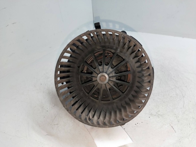 Recambio de motor calefaccion para nissan interstar mod. 04 (x70) 2.5 dci diesel cat referencia OEM IAM A9297  