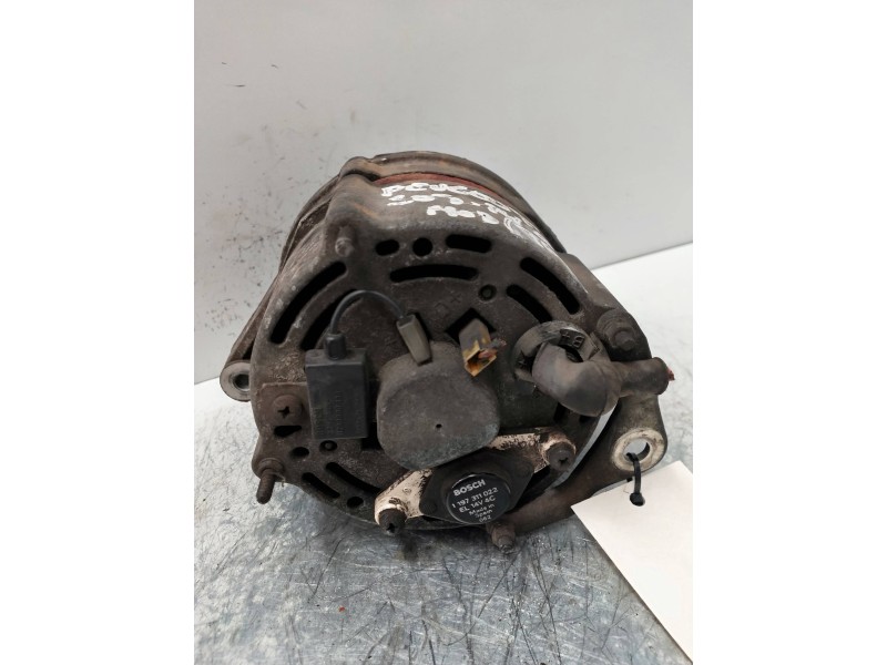 Recambio de alternador para peugeot 309 1.4 referencia OEM IAM 0120489393 BOSCH 14 G