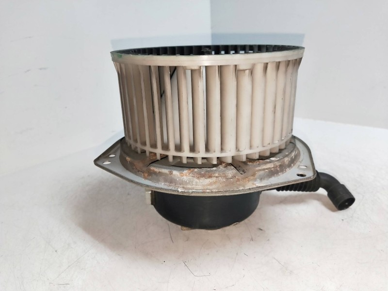 Recambio de motor calefaccion para nissan maxima (j30) referencia OEM IAM    Recambio de motor calefaccion para nissan maxima (j30) referencia OEM IAM