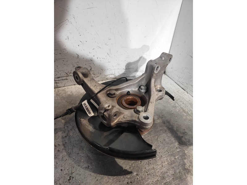 Recambio de mangueta delantera izquierda para opel insignia sports tourer selective referencia OEM IAM   13219080