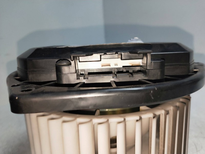 Recambio de motor calefaccion para nissan murano (z50) 3.5 v6 cat referencia OEM IAM 3X50205629  