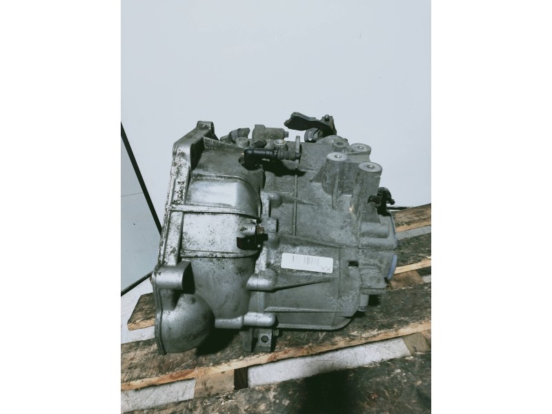 Recambio de caja cambios para opel vectra c berlina comfort referencia OEM IAM F23 G0202330557 