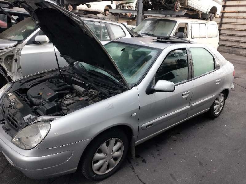 citroen xsara berlina del año 2001