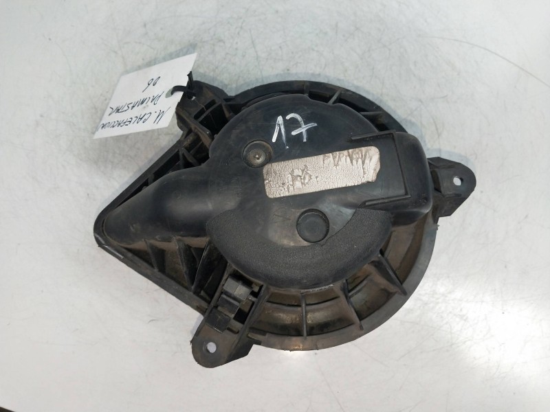 Recambio de motor calefaccion para nissan primastar (x..) referencia OEM IAM    Recambio de motor calefaccion para nissan primastar (x..) referencia OEM IAM
