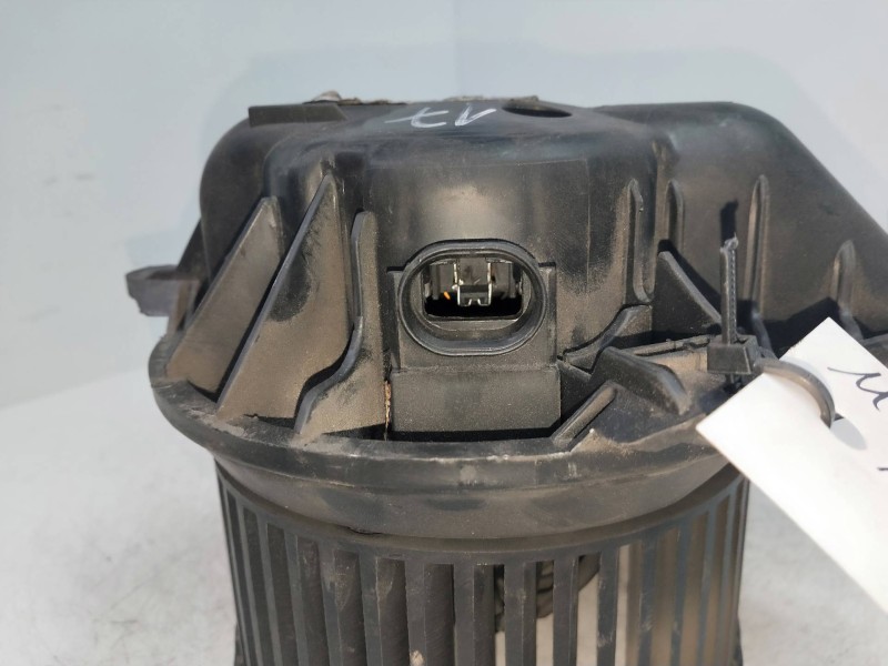 Recambio de motor calefaccion para nissan primastar (x..) referencia OEM IAM    Recambio de motor calefaccion para nissan primastar (x..) referencia OEM IAM