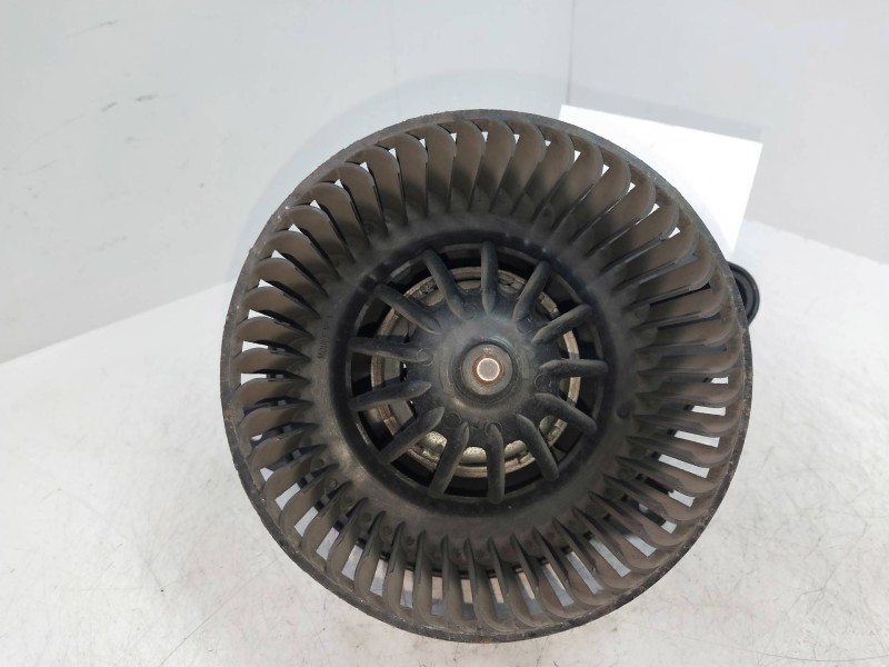 Recambio de motor calefaccion para nissan primastar (x..) referencia OEM IAM    Recambio de motor calefaccion para nissan primastar (x..) referencia OEM IAM