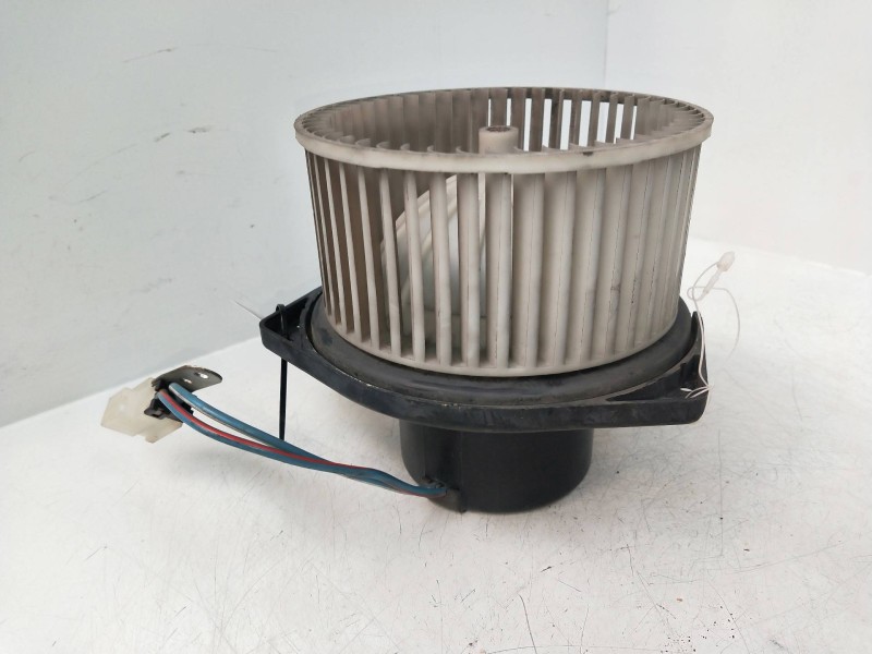 Recambio de motor calefaccion para nissan primera berl./familiar (p10/w10) referencia OEM IAM 4872130350 0130111153 