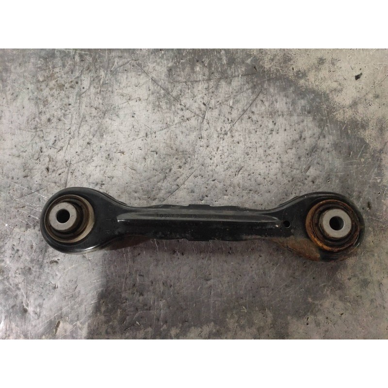 Recambio de brazo suspension superior trasero derecho para bmw serie 3 touring (e91) 320d referencia OEM IAM 3332676542510  