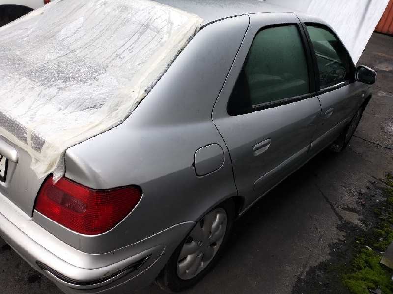 citroen xsara berlina del año 2001