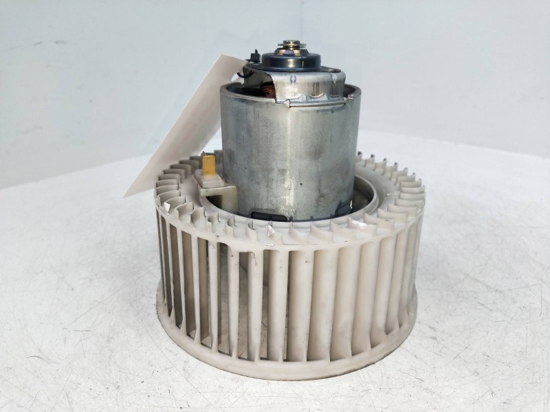 Recambio de motor calefaccion para opel agila básico referencia OEM IAM   