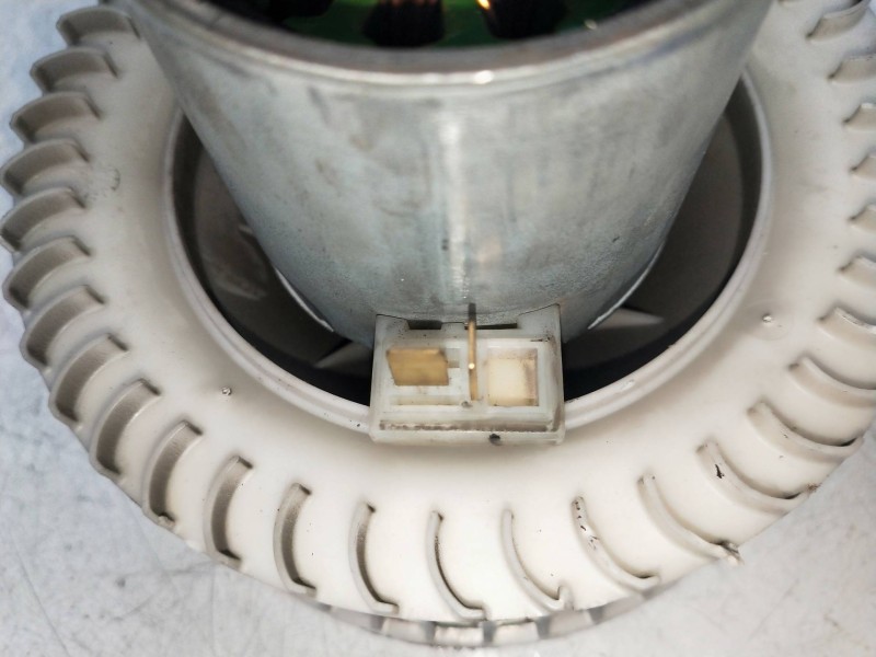 Recambio de motor calefaccion para opel agila básico referencia OEM IAM   