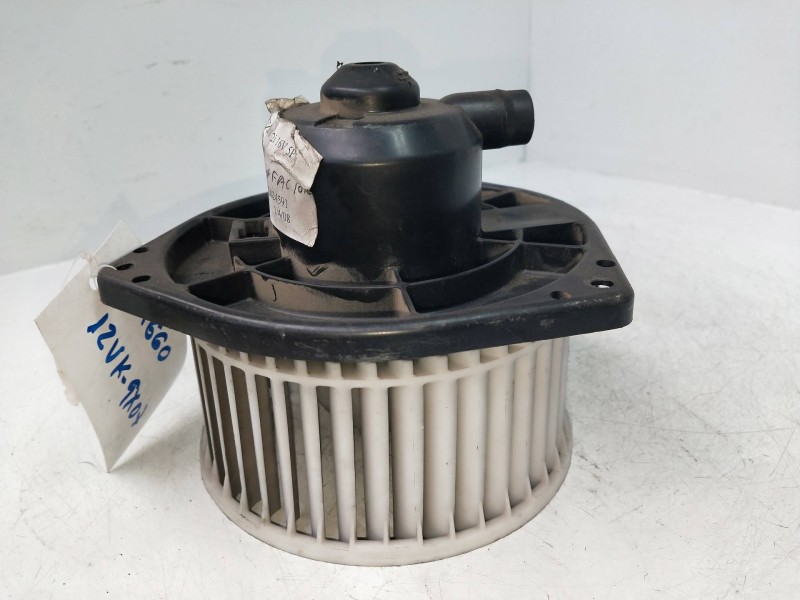 Recambio de motor calefaccion para opel agila 1.2 16v cat (z 12 xe / lw4) referencia OEM IAM 3A66012VK9X07  