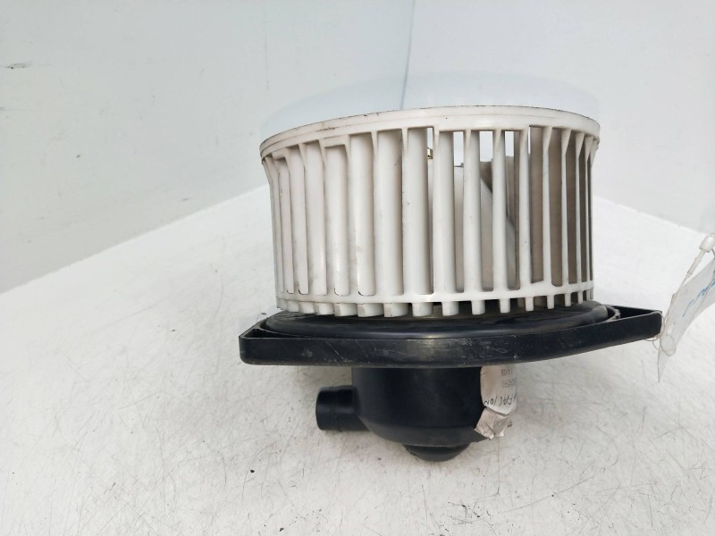 Recambio de motor calefaccion para opel agila 1.2 16v cat (z 12 xe / lw4) referencia OEM IAM 3A66012VK9X07  