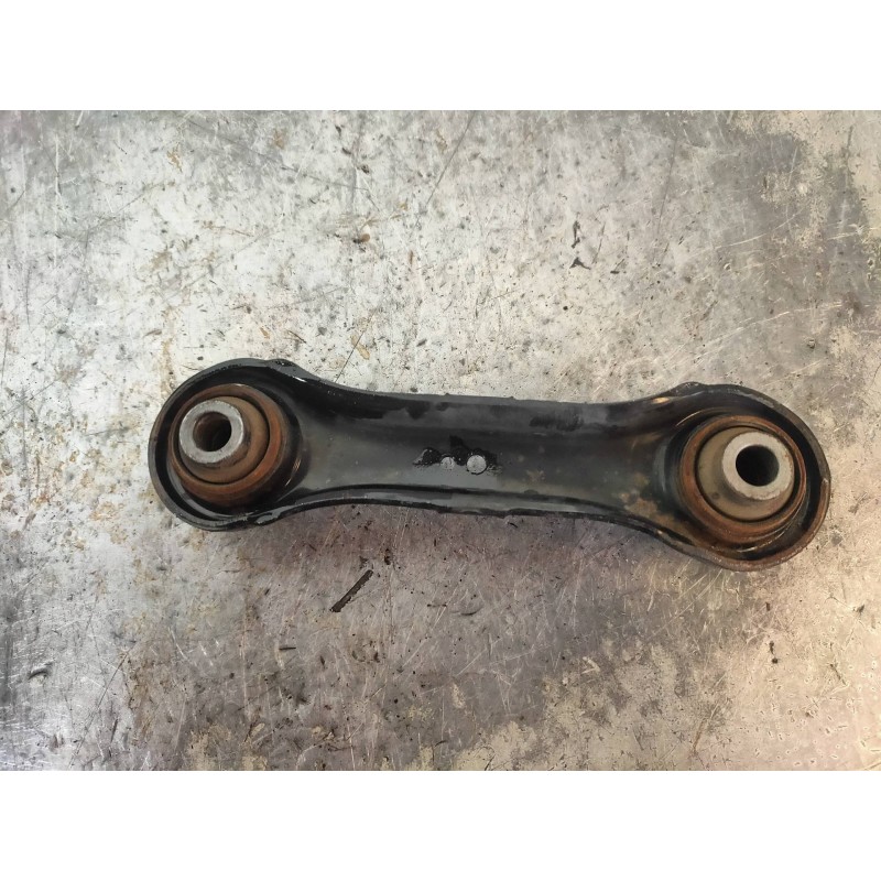 Recambio de brazo suspension superior trasero derecho para mitsubishi asx (ga0w) 1.8 di-d cat referencia OEM IAM   