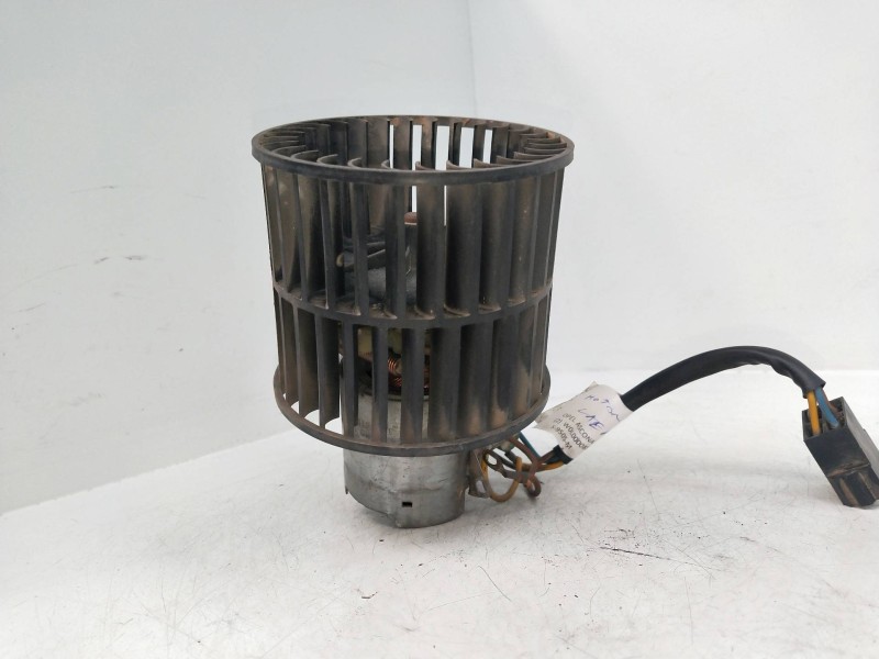 Recambio de motor calefaccion para opel ascona c sr / e referencia OEM IAM 3137020007  