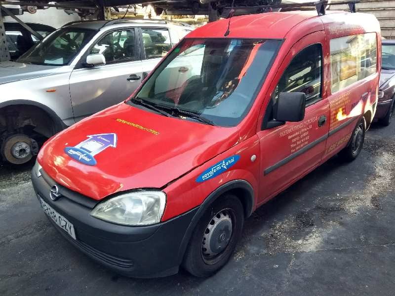 opel combo (corsa c) del año 2004
