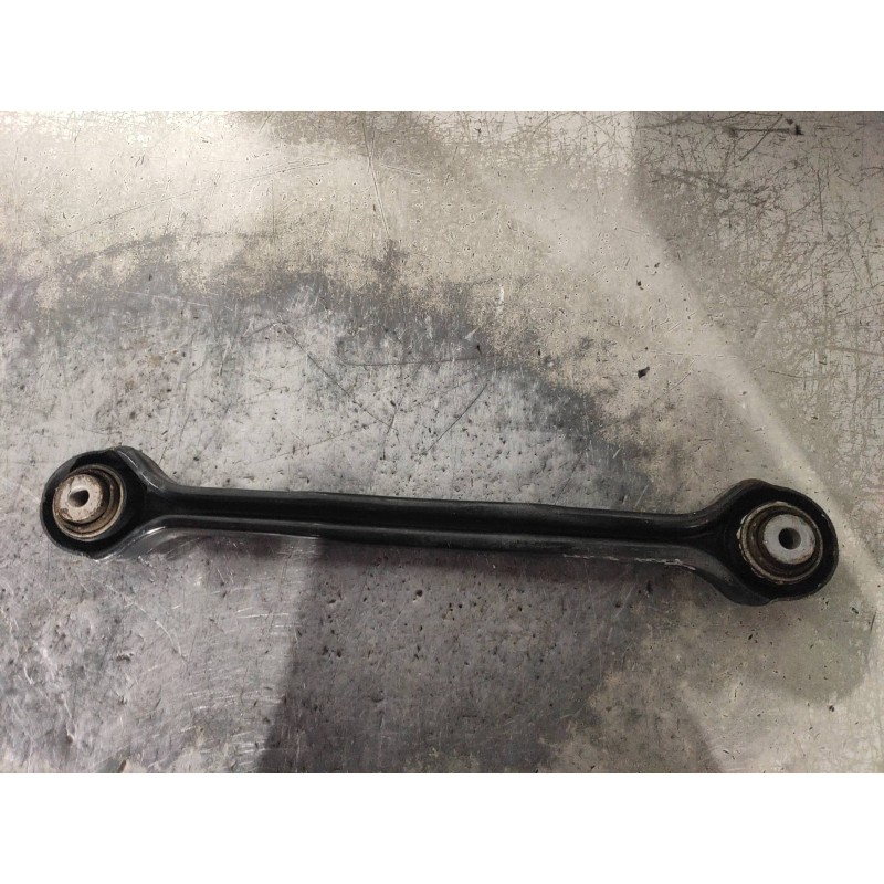 Recambio de brazo suspension superior trasero derecho para bmw serie 3 touring (e91) 320d referencia OEM IAM 676347111  