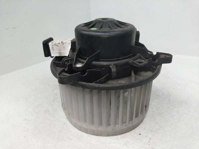 Recambio de motor calefaccion para opel insignia berlina 1.8 16v referencia OEM IAM A09103 5242673401 