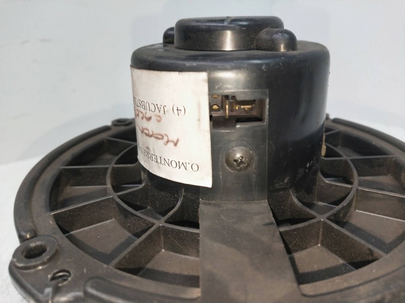 Recambio de motor calefaccion para opel monterey rs referencia OEM IAM 5027250680  